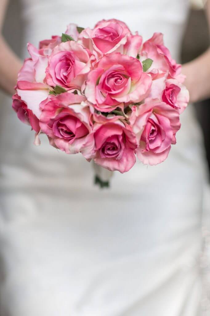 brides rose bouquet buckinghamshire wedding photography 29