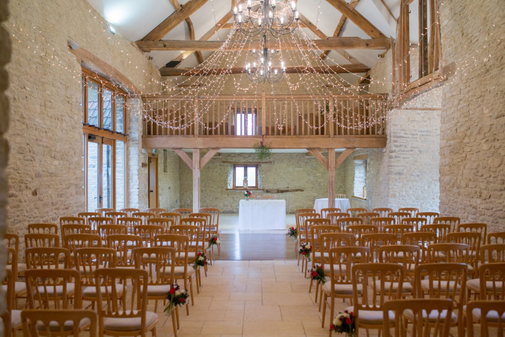 kingscote barn and minstrel gallery oxford wedding photographer